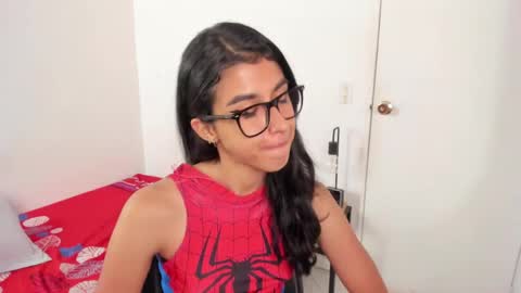 Snapshot of mazikeen_18 chatting on June 3, 2026, 2:33 pm mazikeen_18 online show from June 3, 2026, 2:33 pm