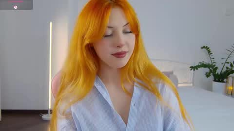 Snapshot of mazymayes chatting on November 16, 2025, 9:20 pm Mazy online show from November 16, 2025, 9:20 pm