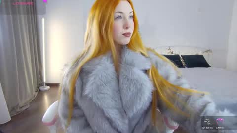 Snapshot of mazymayes chatting on December 19, 2025, 9:11 pm Mazy online show from December 19, 2025, 9:11 pm