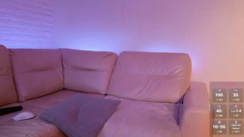 Snapshot of mazzanti_ chatting on December 21, 2025, 3:13 am mazzanti_ online show from December 21, 2025, 3:13 am