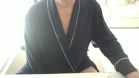 Snapshot of mbeastie chatting on January 7, 2026, 4:42 pm Beastie online show from January 7, 2026, 4:42 pm