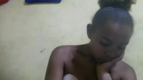 Snapshot of mbotyfeliciaa chatting on February 4, 2026, 12:22 pm mbotyfeliciaa online show from February 4, 2026, 12:22 pm