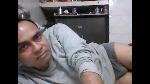 Snapshot of mcaraj2 chatting on November 30, 2025, 6:01 pm mcaraj2 online show from November 30, 2025, 6:01 pm