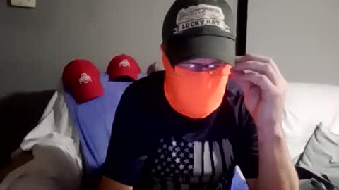 Snapshot of mcfly1973 chatting on December 24, 2024, 6:44 am mcfly1973 online show from December 24, 2024, 6:44 am