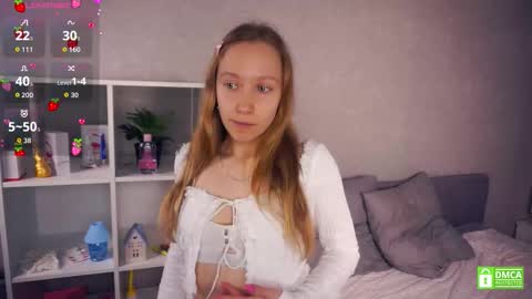 Snapshot of mckenziedyen chatting on December 2, 2025, 6:19 am Mary online show from December 2, 2025, 6:19 am