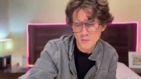 mcklister online show from March 15, 2026, 8:42 am