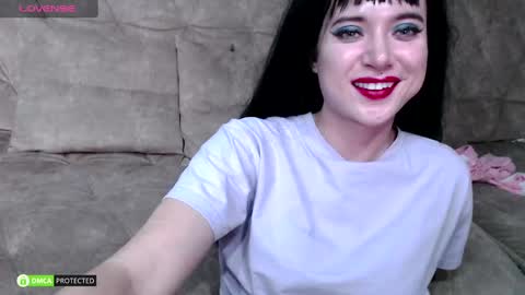 Snapshot of mckyle8 chatting on December 1, 2024, 4:29 pm Mckyle online show from December 1, 2024, 4:29 pm