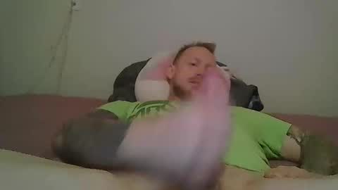 Snapshot of mclovin101010 chatting on November 5, 2025, 1:11 pm mclovin online show from November 5, 2025, 1:11 pm