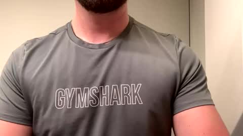 mcr8080 online show from January 8, 2025, 5:16 am