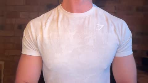 Snapshot of mcr8080 chatting on January 6, 2026, 6:17 am mcr8080 online show from January 6, 2026, 6:17 am