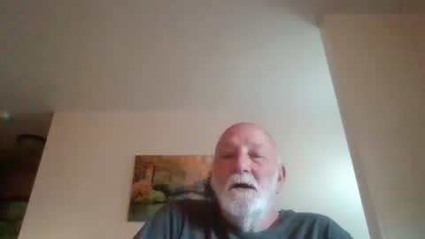 mdane99 online show from November 15, 2025, 9:43 pm