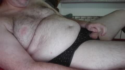 mdm1981 online show from October 25, 2025, 12:02 pm