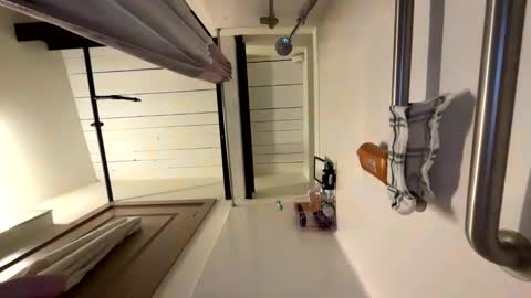 Dens cam online show from November 9, 2025, 10:52 pm