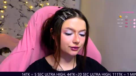 Snapshot of me_hanna chatting on March 11, 2025, 11:59 pm Hanna online show from March 11, 2025, 11:59 pm