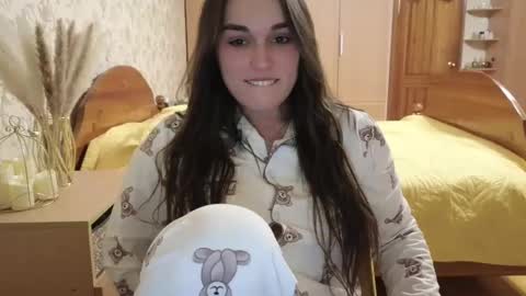 Melissa online show from February 9, 2025, 4:46 am