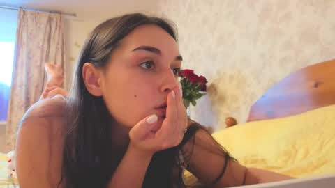 Melissa online show from October 7, 2025, 7:49 am