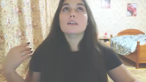 Melissa online show from December 15, 2025, 4:22 pm