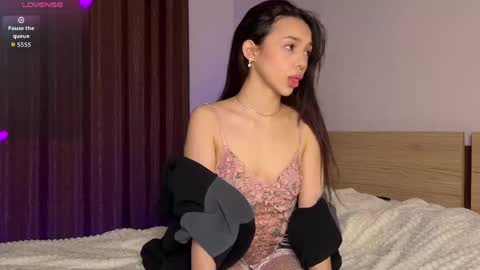 Snapshot of meangel_ chatting on April 29, 2026, 6:25 pm Adriana online show from April 29, 2026, 6:25 pm