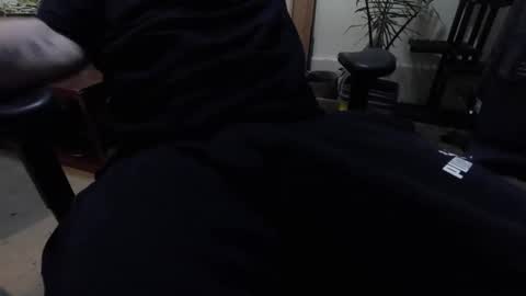 Snapshot of meatmallet2469 chatting on February 1, 2026, 11:42 am Meatmallet online show from February 1, 2026, 11:42 am