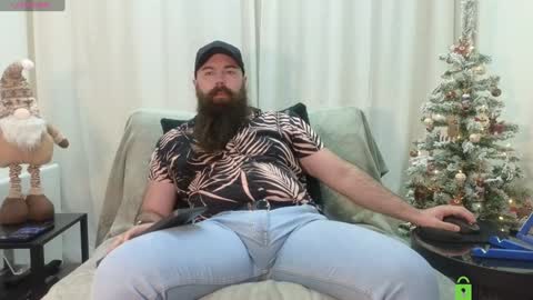 Snapshot of meaty_roll chatting on December 15, 2024, 5:23 am Meaty Roll online show from December 15, 2024, 5:23 am
