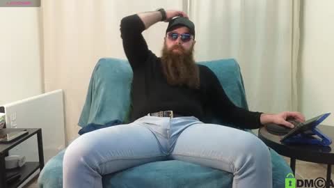 Snapshot of meaty_roll chatting on February 7, 2025, 4:37 am Meaty Roll online show from February 7, 2025, 4:37 am