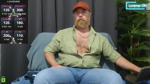 Snapshot of meaty_roll chatting on September 28, 2025, 2:00 pm Meaty Roll online show from September 28, 2025, 2:00 pm