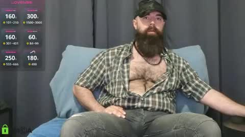 Snapshot of meaty_roll chatting on April 13, 2026, 1:55 am Meaty Roll online show from April 13, 2026, 1:55 am