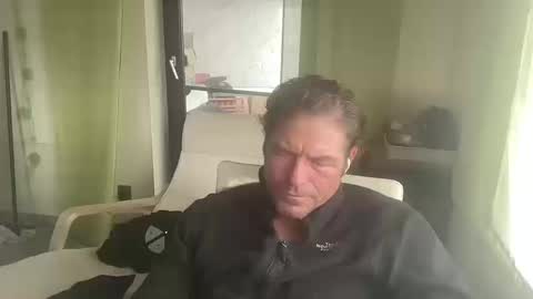 medeinoe online show from March 11, 2026, 2:34 pm