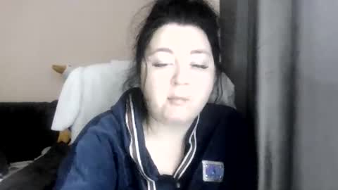 Oltereodora-lima online show from October 27, 2025, 10:08 am