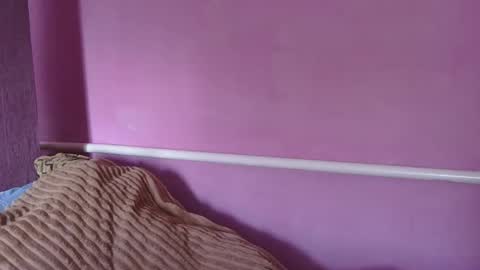 Oltereodora-lima online show from April 16, 2026, 5:41 am