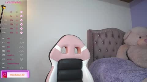 Snapshot of medusa_20 chatting on February 24, 2025, 10:26 am Johana online show from February 24, 2025, 10:26 am