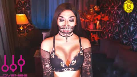 Snapshot of medusaprey chatting on February 17, 2025, 12:32 am THE QUEEN ALPHA   Queen Medusa Prey online show from February 17, 2025, 12:32 am