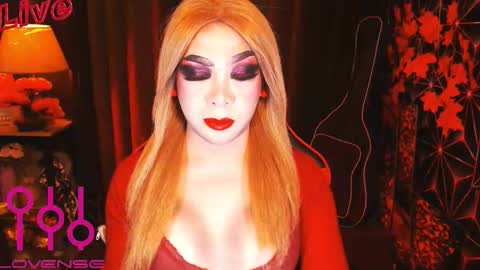 Snapshot of medusaprey chatting on September 8, 2025, 5:23 pm THE QUEEN ALPHA   Queen Medusa Prey online show from September 8, 2025, 5:23 pm