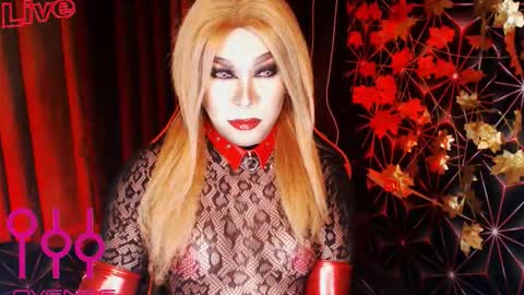 Snapshot of medusaprey chatting on October 24, 2025, 7:32 pm THE QUEEN ALPHA   Queen Medusa Prey online show from October 24, 2025, 7:32 pm