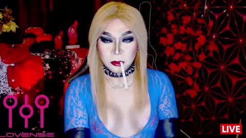 THE QUEEN ALPHA   Queen Medusa Prey online show from November 25, 2025, 9:48 pm