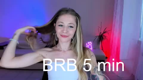 Snapshot of meeeeeow08 chatting on November 24, 2025, 1:49 am Sweet Meow nonude online show from November 24, 2025, 1:49 am