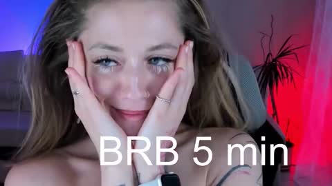 Snapshot of meeeeeow08 chatting on December 15, 2025, 1:10 am Sweet Meow nonude online show from December 15, 2025, 1:10 am