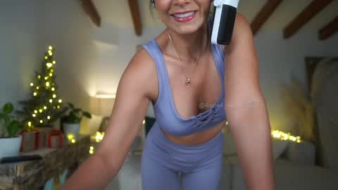 Snapshot of meegan1 chatting on December 8, 2024, 10:36 pm Andrea online show from December 8, 2024, 10:36 pm