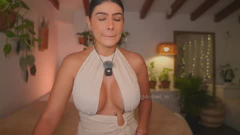 Snapshot of meegan1 chatting on November 3, 2025, 11:33 am Andrea online show from November 3, 2025, 11:33 am