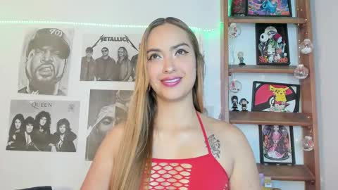 Snapshot of meeowlody chatting on January 7, 2026, 10:45 pm Emily online show from January 7, 2026, 10:45 pm