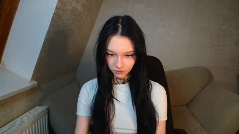 Snapshot of mefwhore chatting on March 6, 2025, 10:26 pm mefwhOre online show from March 6, 2025, 10:26 pm
