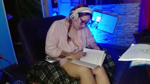 megan online show from November 23, 2025, 6:02 am