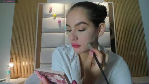 megaan_rouse online show from May 8, 2026, 11:37 am