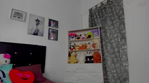 M E G A N online show from December 14, 2025, 6:34 pm