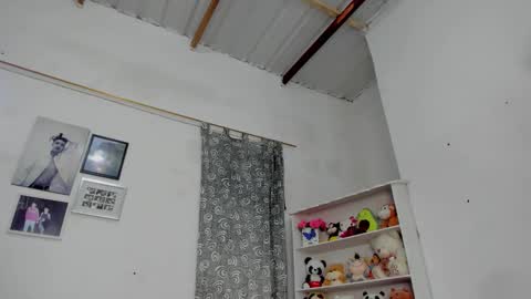 Snapshot of megan_and_clohe chatting on February 16, 2026, 4:58 pm M E G A N online show from February 16, 2026, 4:58 pm