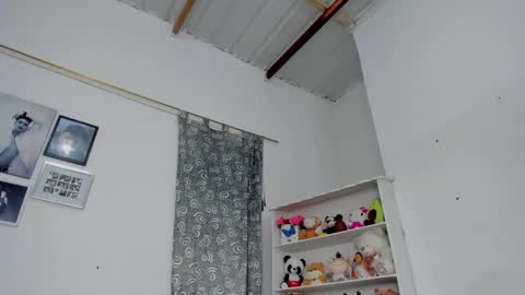 Snapshot of megan_and_clohe chatting on February 20, 2026, 5:24 pm M E G A N online show from February 20, 2026, 5:24 pm