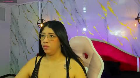 Snapshot of megan_bigboobs3 chatting on December 22, 2025, 10:34 am Megan online show from December 22, 2025, 10:34 am