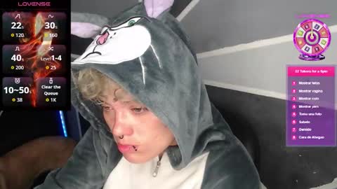 Snapshot of megan_coop3r_ chatting on January 17, 2026, 5:01 am Megan and sophi online show from January 17, 2026, 5:01 am