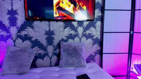 Carolina Paez online show from February 1, 2025, 7:13 pm