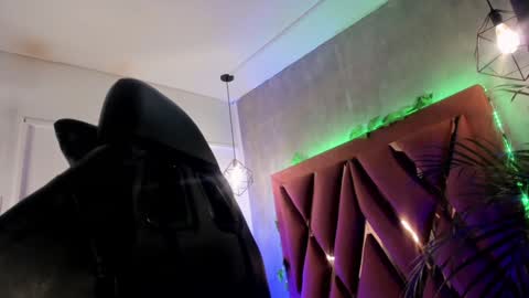    online show from February 5, 2025, 2:29 am